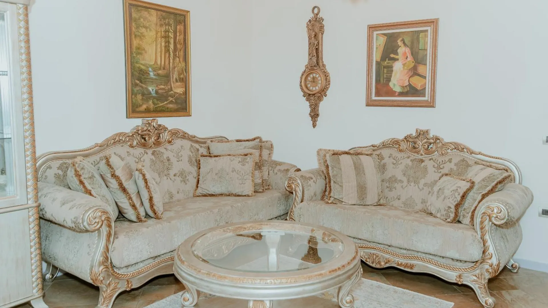 Tirana Panoramic City Center Apartment